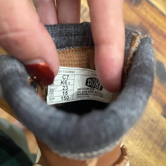 Hey Dude Kids Boots in Brown and Red “Bradley” - Picture 5 of 11